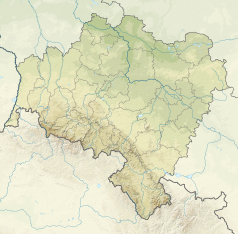 Mapa konturowa województwa dolnośląskiego, blisko centrum u góry znajduje się punkt z opisem „miejsce bitwy”