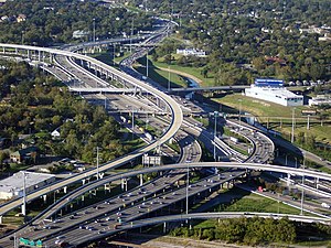 I-45 and I-10/US�90 next to Downtown Houston