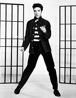 Promotiefoto van Elvis Presley voor de film Jailhouse Rock uit 1957