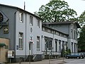 Voormalig stationsgebouw, gezien vanaf de straat. (2006)