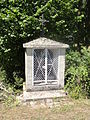 Fontaine-chapelle Sainte-Geneviève.