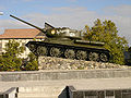 Monument reprezentând un tanc sovietic T-34 în Tiraspol.