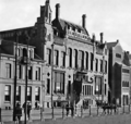 Hoofdgebouw van Levensverzekerings-maatschappij 'Utrecht' in 1917, rechts is nog net het archiefgebouw te zien.