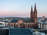 Westseite der Kirche zur Blauen Stunde