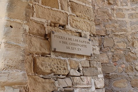 Detalle puerta de los Santos o del Chiringote.