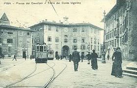 Incrocio in piazza dei Cavalieri