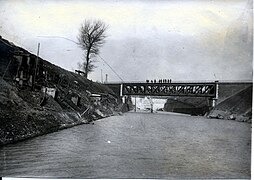 Pont du Vélu sur le canal