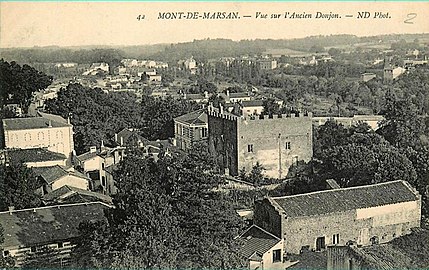 Vue sur le faubourg de Pujolin et le donjon Lacataye.