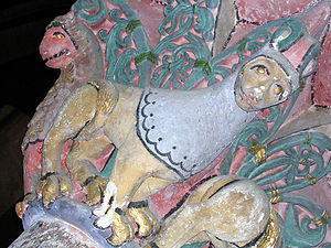 Chapiteau polychrome du XIe siècle de l'abbaye de Saint-Sever.