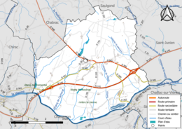 Carte en couleur présentant le réseau hydrographique de la commune