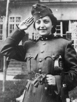 Hannah Szenes in uniform.