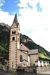 Pfarrkirche St. Anton Abt mit Friedhofskapelle und Friedhof