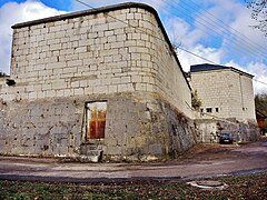 Vestiges des murailles de l'ancien château