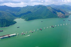 Bau der „Hongkong-Anbindung“ (HKLR) – vor Lantau, 2015