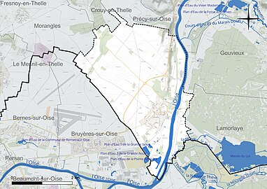 Carte en couleur présentant le réseau hydrographique de la commune