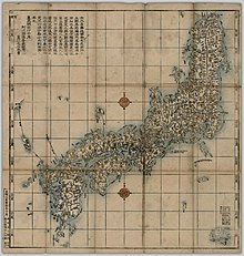 Carte des trois principales îles de l'archipel japonais dessinées selon une grille noire sur fond couleur papier vieilli.