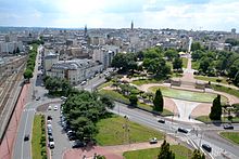 Centre-ville et champ de Juillet.JPG