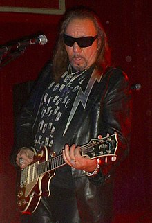 Description de l'image AceFrehley.jpg.