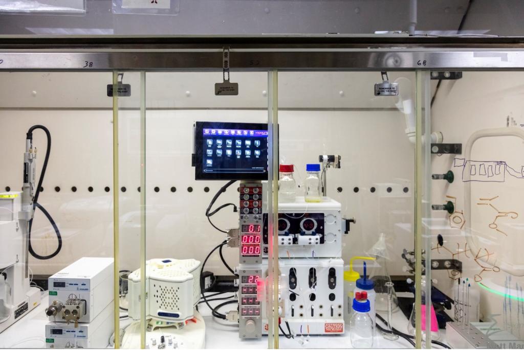 In the INTERSECT autonomous chemistry lab, robotic mechanisms perform constant data collection with high precision. Then, artificial intelligence software tools provide integration and feedback, allowing the process to autonomously improve over time. Credit: Genevieve Martin/ORNL, U.S. Dept. of Energy 